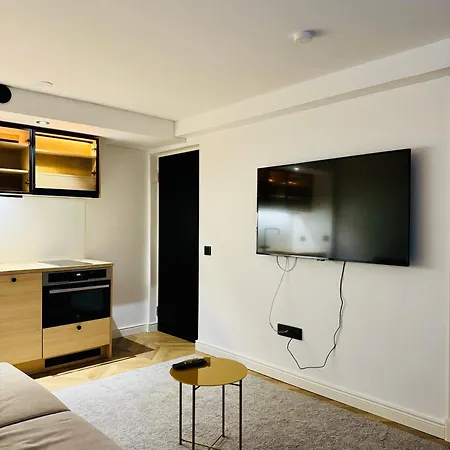 - Kirkkokatu * 约恩苏